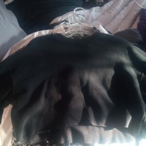 Wild Fable Black Crew Neck Sweater